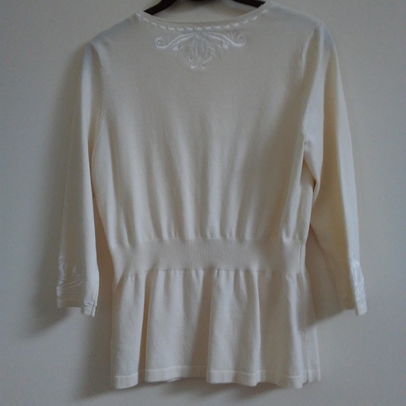 White House Black Market Sweater Cream Small - Picture 2 of 6